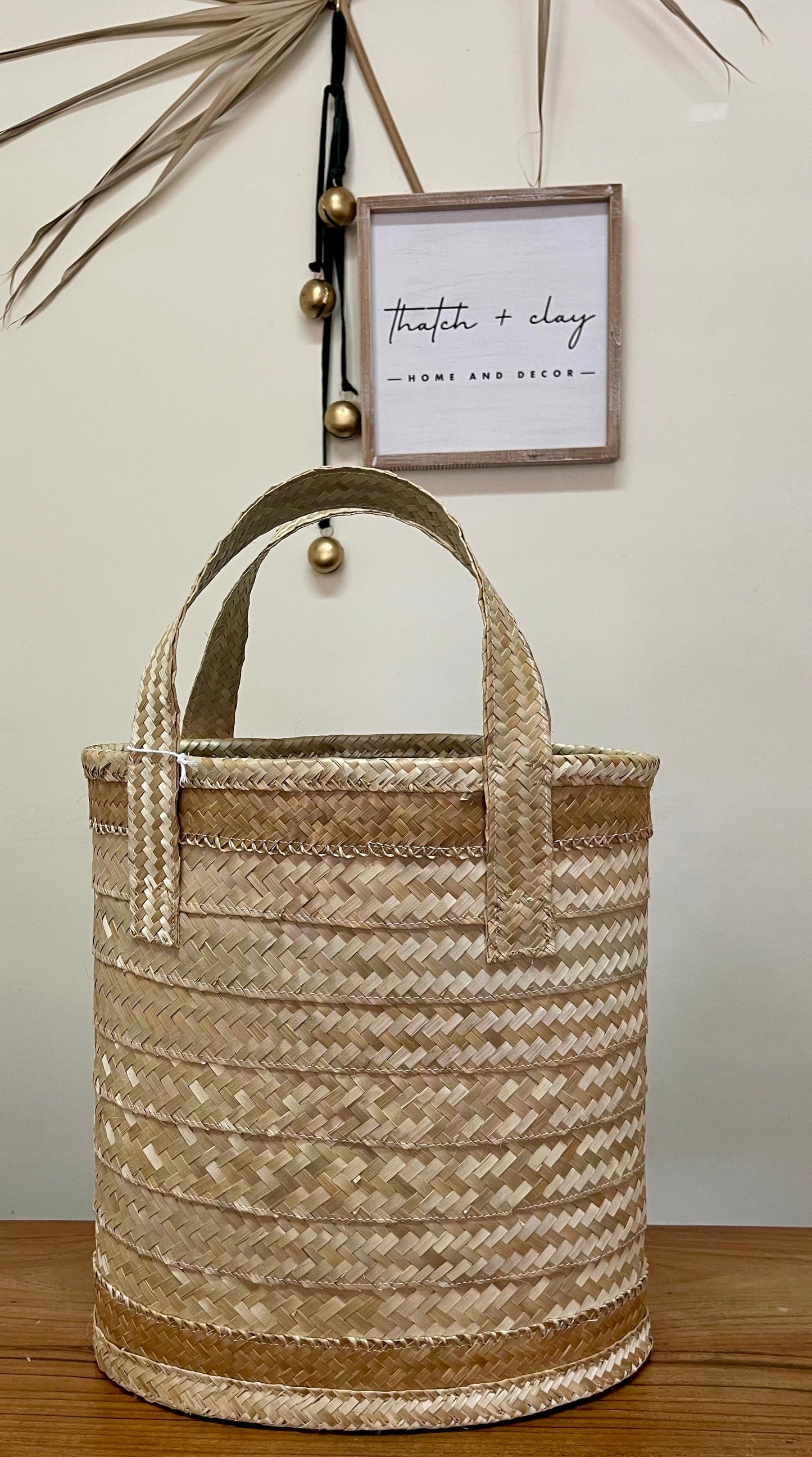 Large Silver Thatch Shopping Tote