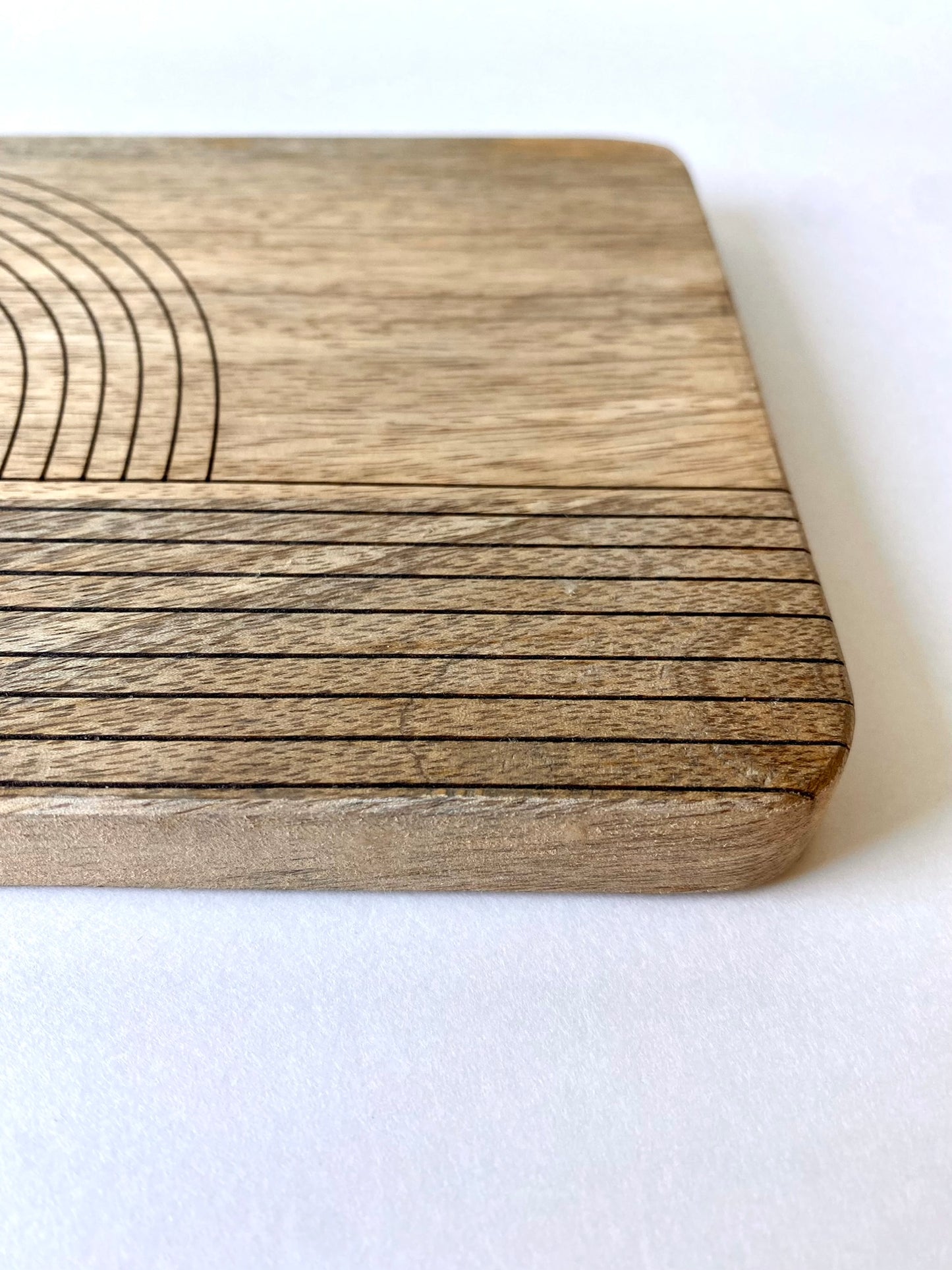 engraved mango wood cutting board