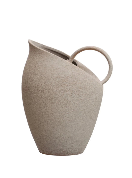 textured stoneware pitcher, 2.5 quartz